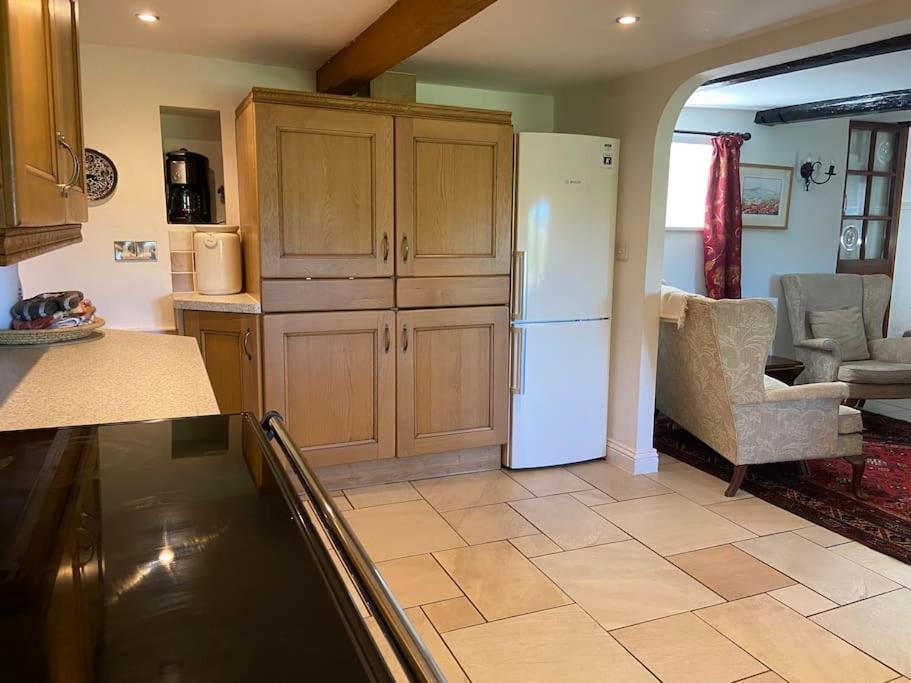 Scenic Welsh Cottage In The Brecon Beacons Crickhowell Extérieur photo